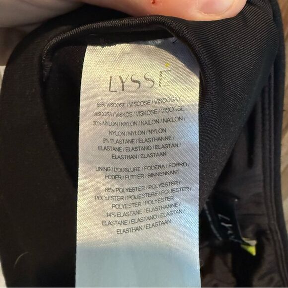 Lysse Women's Cropped Kick Flare Leggings Pants Small Black Split Hem Ankle - Picture 6 of 6